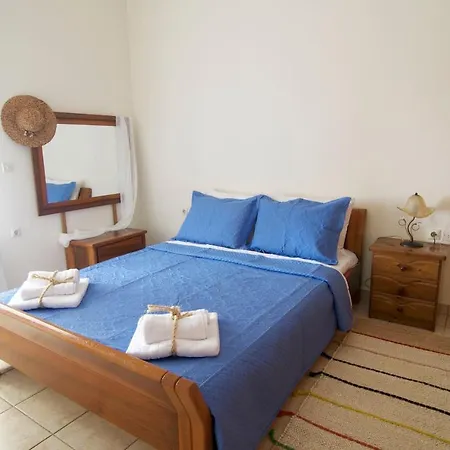 Your Naxos Apartmán *